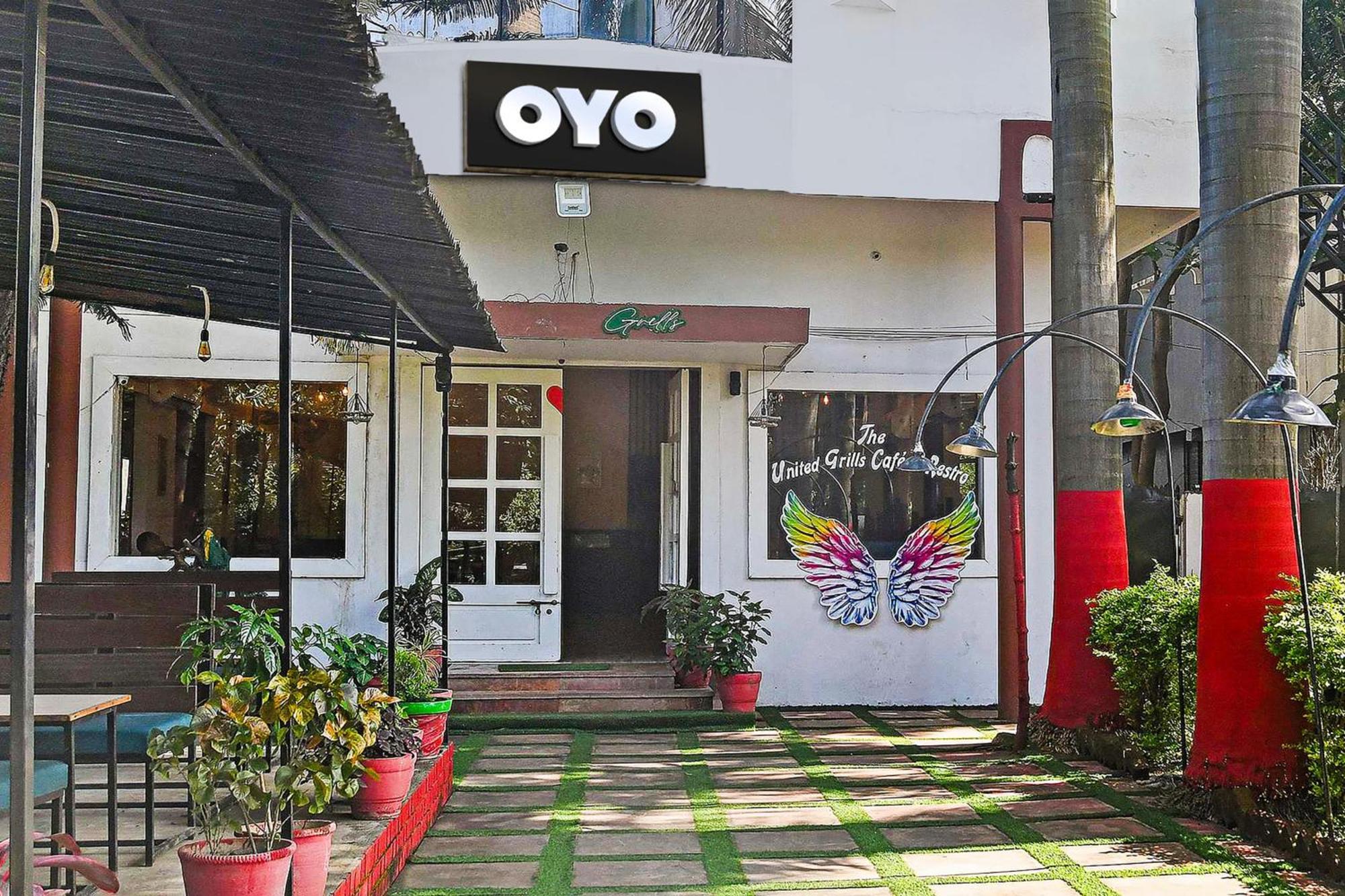 Oyo Flagship Hotel Shree United Indore Exterior photo
